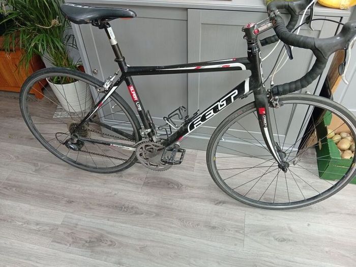 Felt Z85 super lite 54cm
