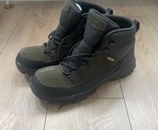 Solognac boots size 9.5