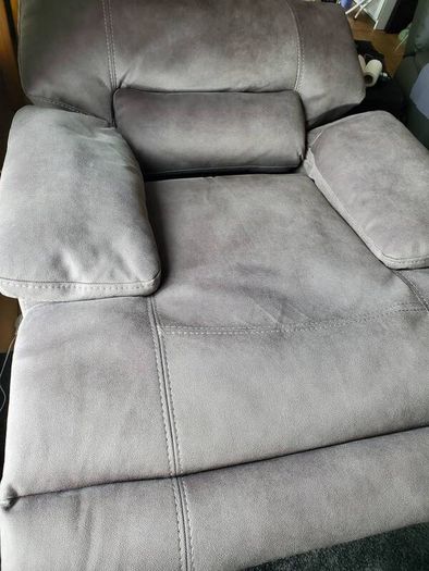 Bailey Recliner