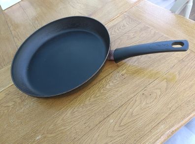 Tefal 32cm frying pan