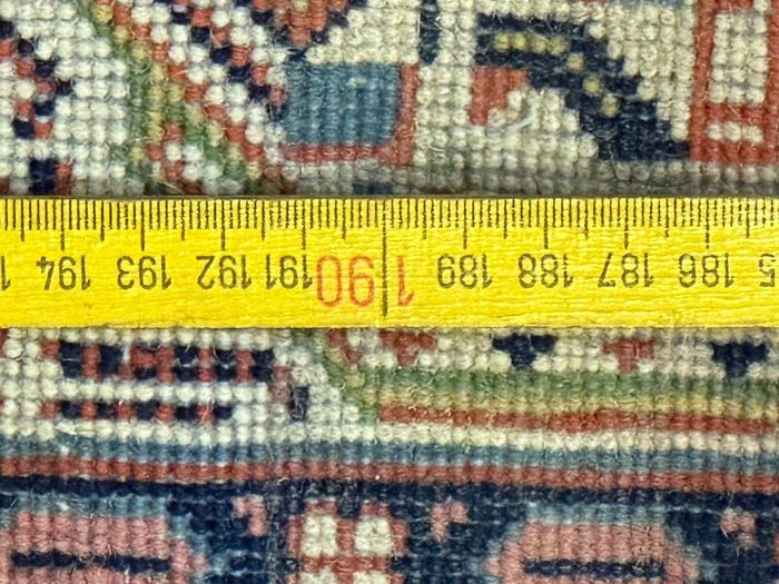 P.ersian Rug Blue Sarok ( 200 x 131cm) (SASml)