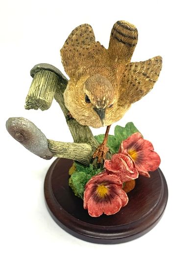 Vintage Wren With Pansies Figurine By Country Artist Andrew MacCallum