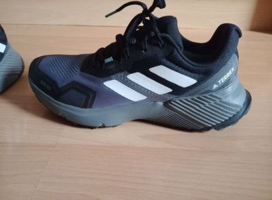 Adidas terrex