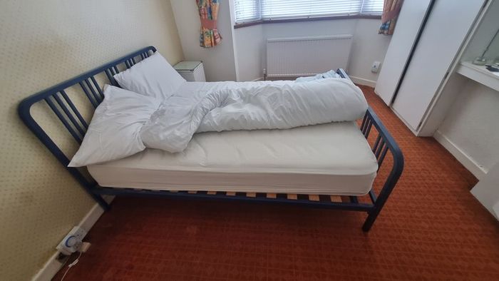 free wardrobe
