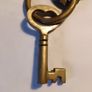 6 X Vintage Heavy Set Brass Skeleton Keys Image 2