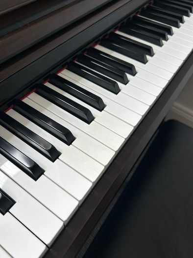Yamaha Arius YDP-140 digital piano