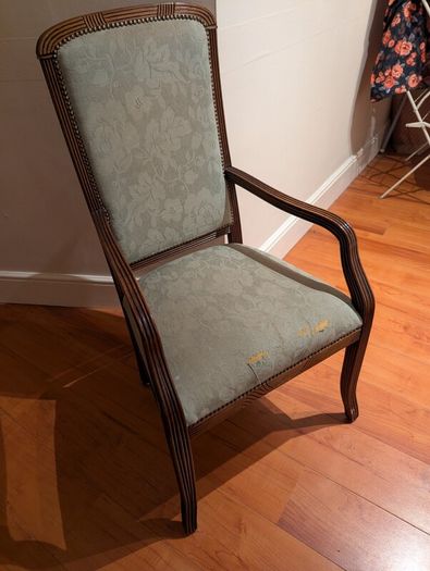 Classic 19th-century style chair