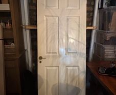 Free door