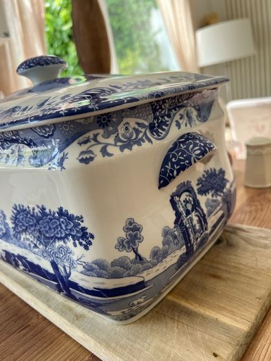 Vintage Spode bread bin