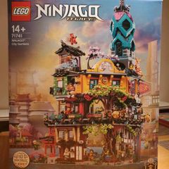 Lego Ninjago City Gardens set (71741)