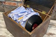 vintage vinyl box