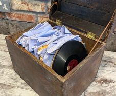 vintage vinyl box
