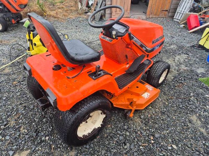 kubota g1700