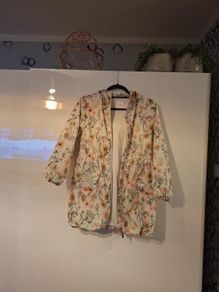 Girls jacket. Shower resistant 11y