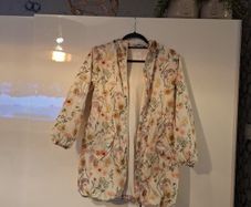 Girls jacket. Shower resistant 11y