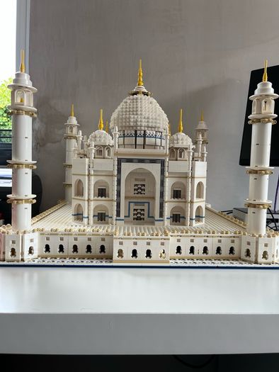 Lego Taj Mahal