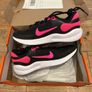 Nike Revolution 7/ Black/Pink Image 2