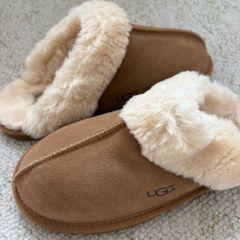 UGG slippers / 41 / UK 7.5 / new