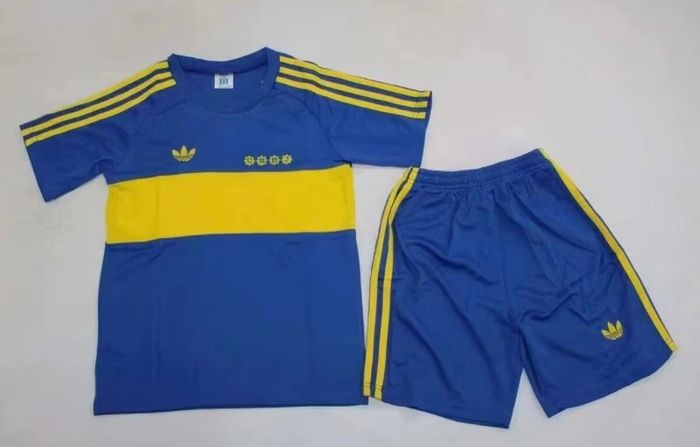 Retro football kits