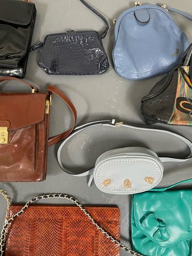 VINTAGE BAGS. A gorgeous selection of vintage bags