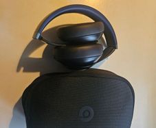 Beats Studio Pro