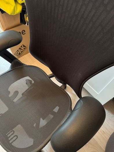 Herman Miller Mirra 2 Ergonomic Office Chair Great Condition