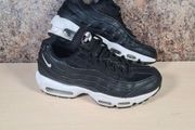Womens NIKE AIR MAX 95 ESSENTIAL trainers runners black white Size UK 6 EU 40