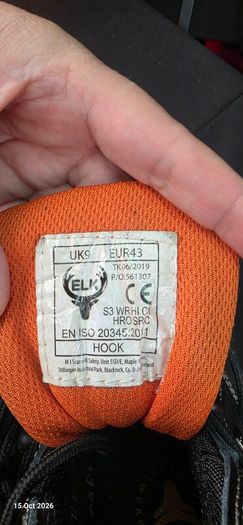 Safety shoes 7UK and 9UK