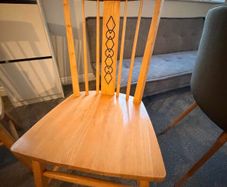 Set of 4 Oak Wood Dining Chairs