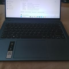 Lenovo ideapad Flex 5i 2 in 1 12th gen i3