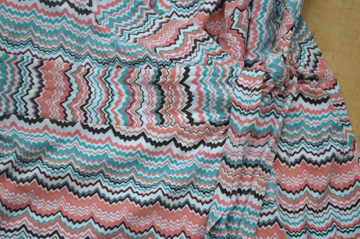 Maternity Tops and Vests Size m or UK 12 EUR 7 EACH