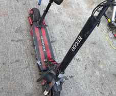 Electric scooter