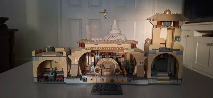 LEGO Star Wars  Boba Fetts throne room 75326