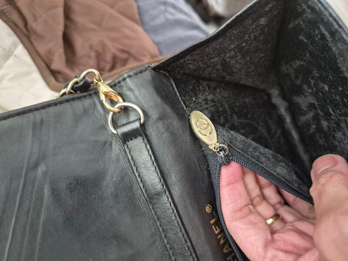 Vintage chanel diana flap bag