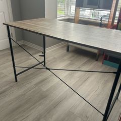 desk/table