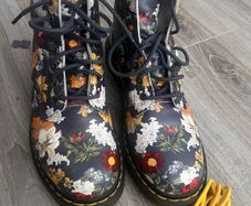 Dr Martens Pascal Size 42