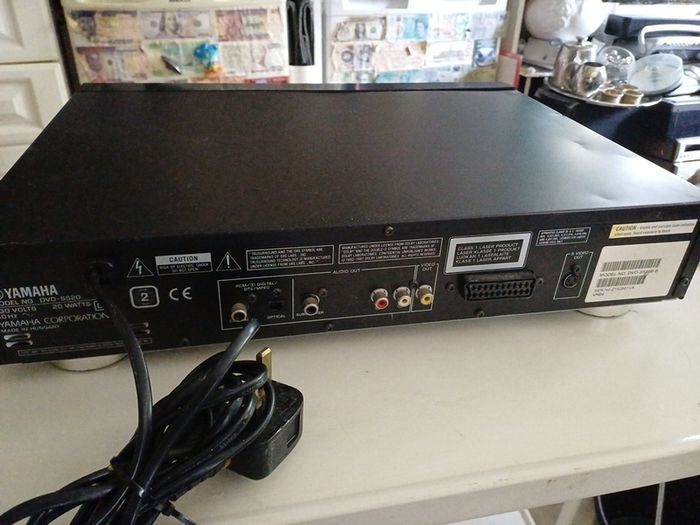 Yamaha cd/DVD player