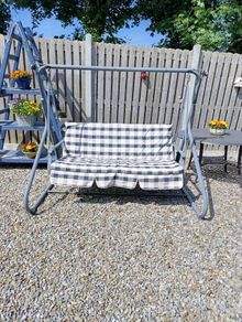garden swing