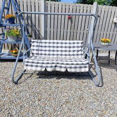 garden swing
