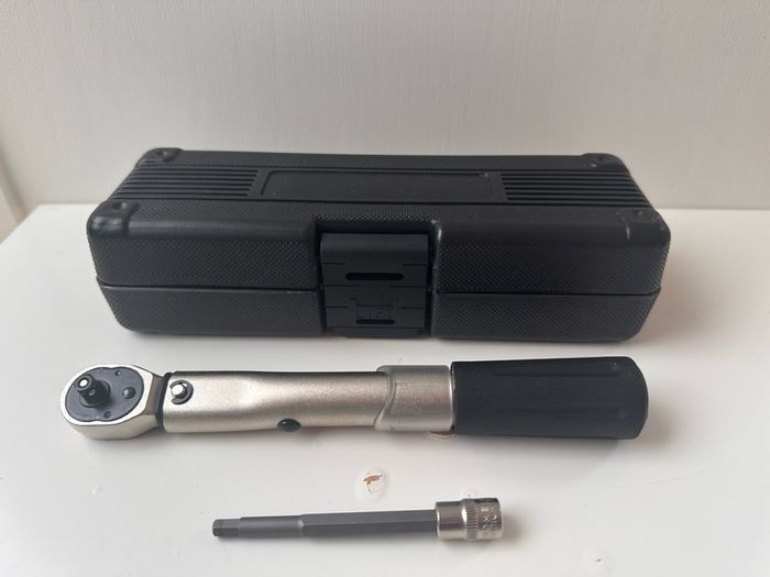 Torque wrench used once in mint condition