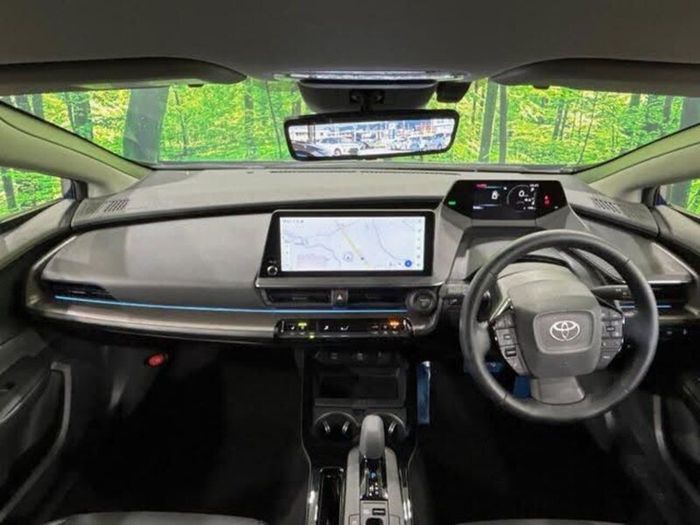 2024 Toyota Prius Hybrid Z  2.0L