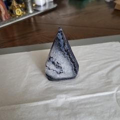 Agate polished specimen