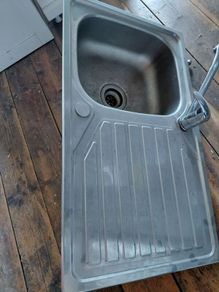 Kitchen sink
