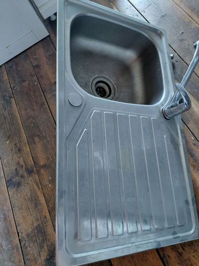Kitchen sink