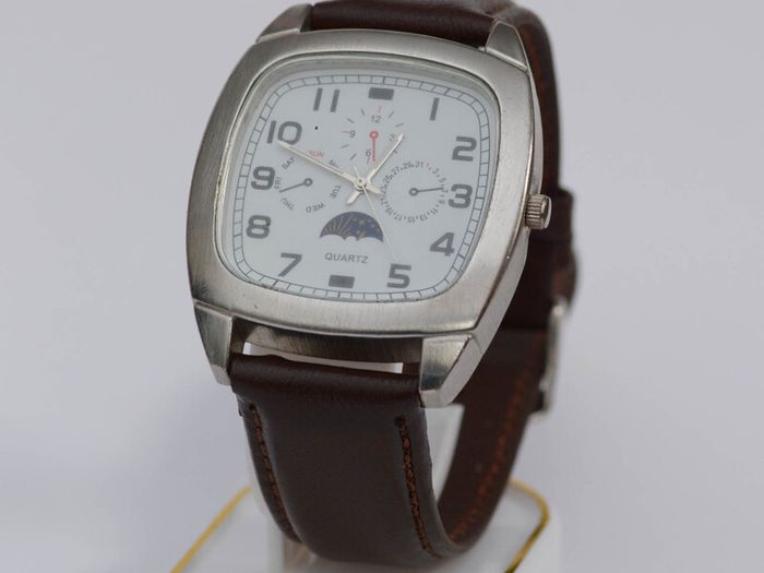 Gents Quartz Watch