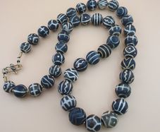 Burmese Antique Pumtek Pyu Petrified Wood Stone Beads Necklace 24 Inches