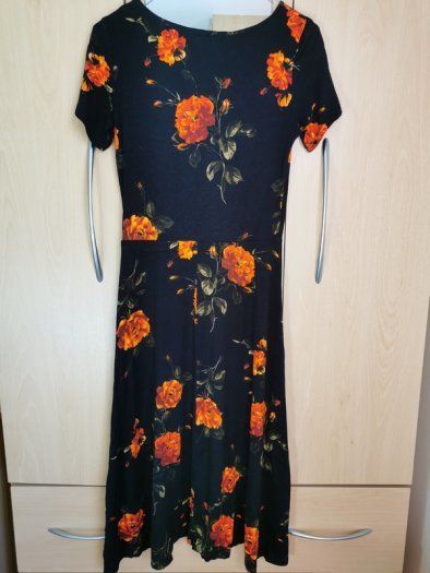 Rose print dress UK 8-10