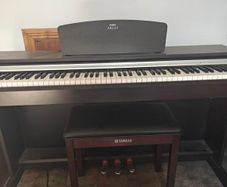 Yamaha YDP 141