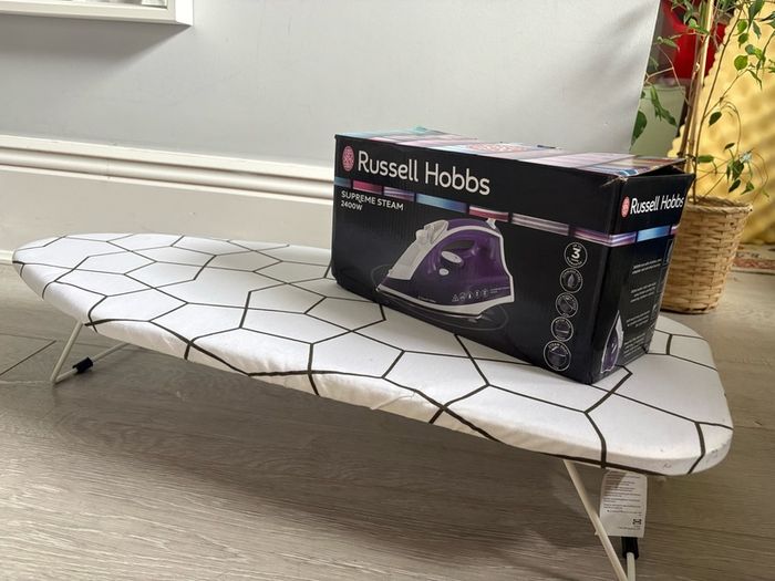 Iron & ironing board