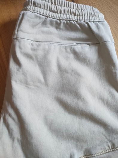 Pull & Bear cargo
